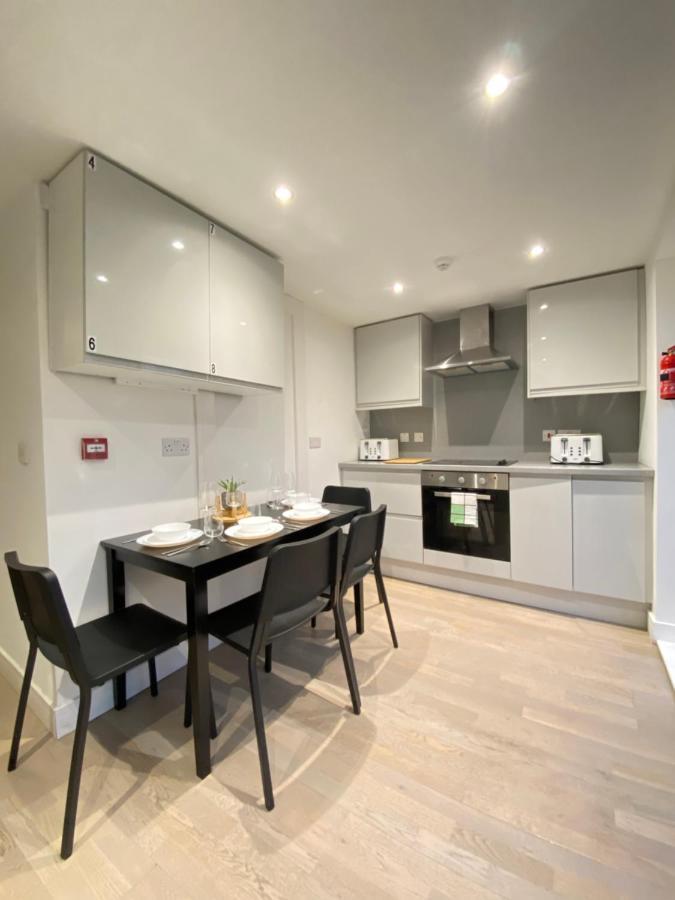 Cozy En-Suite Near Stratford London Exterior foto