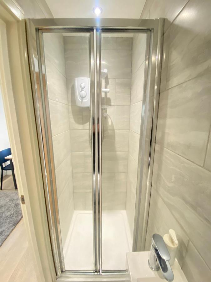 Cozy En-Suite Near Stratford London Exterior foto