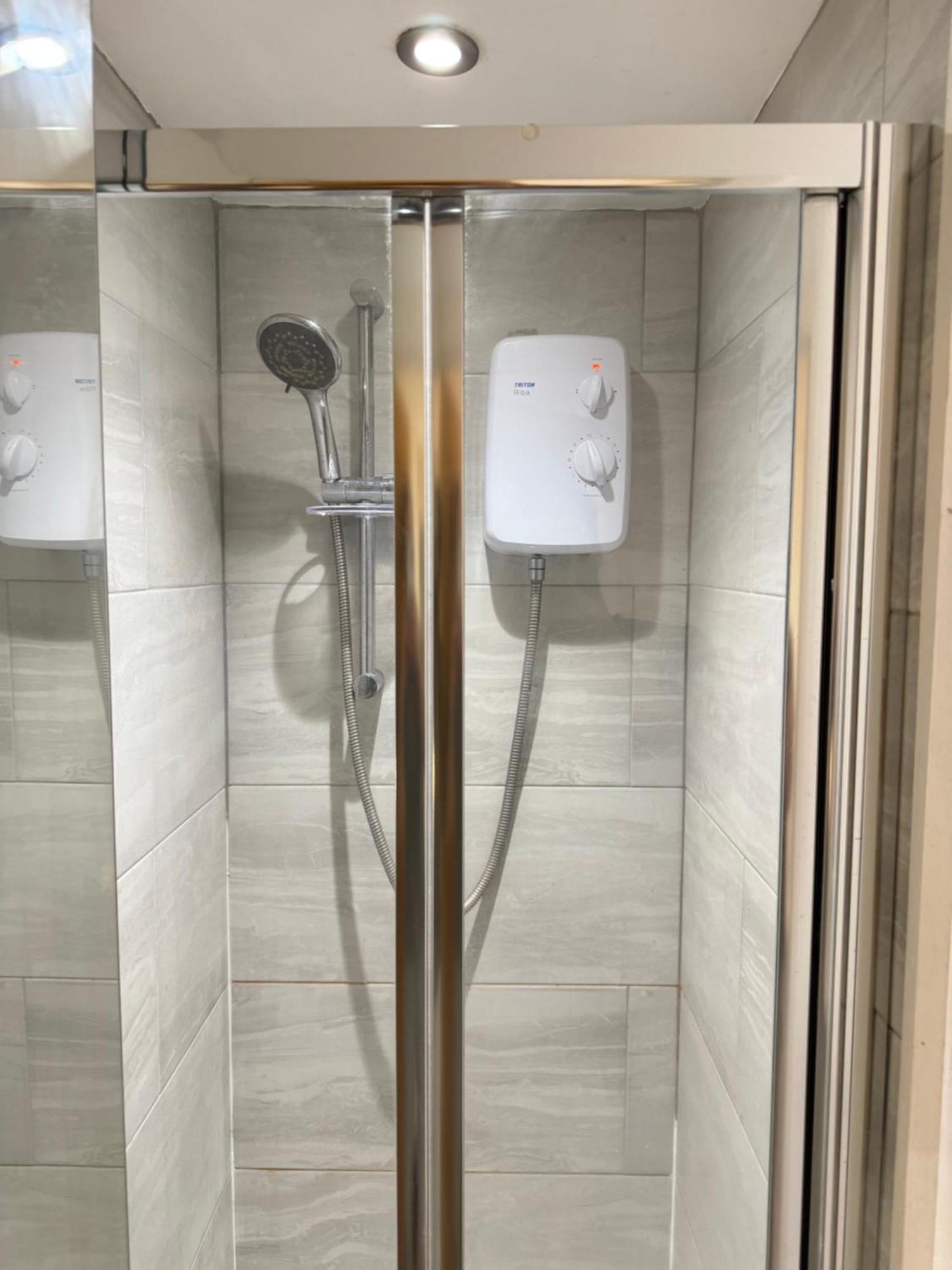 Cozy En-Suite Near Stratford London Exterior foto